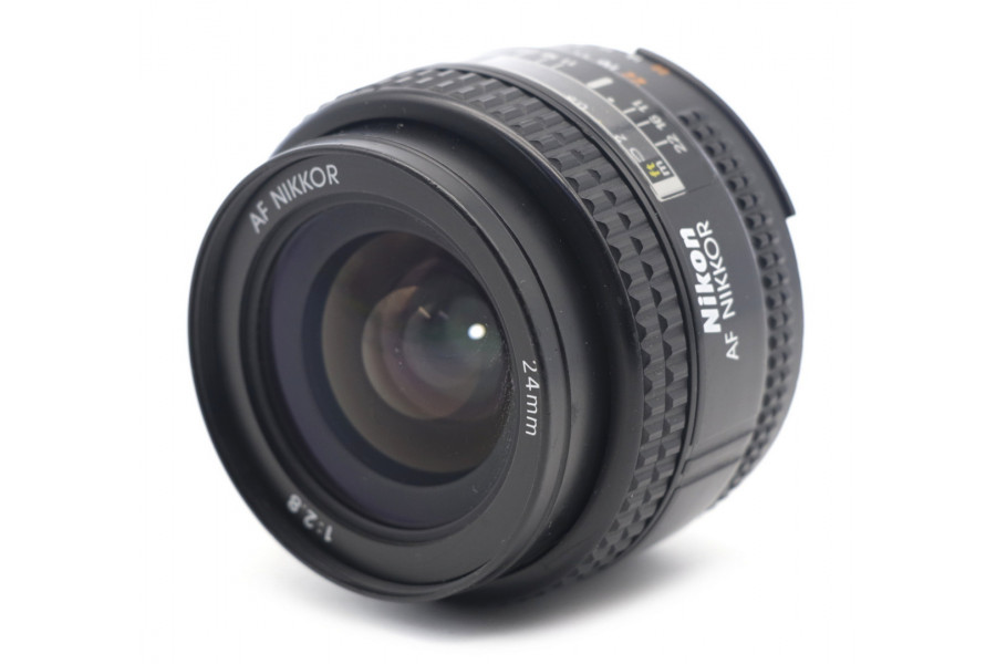 Объектив Nikon 24mm f/2.8 AF Nikkor (Япония)