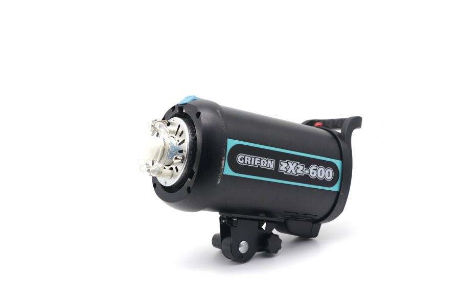 Студийная вспышка Grifon ZXZ-600