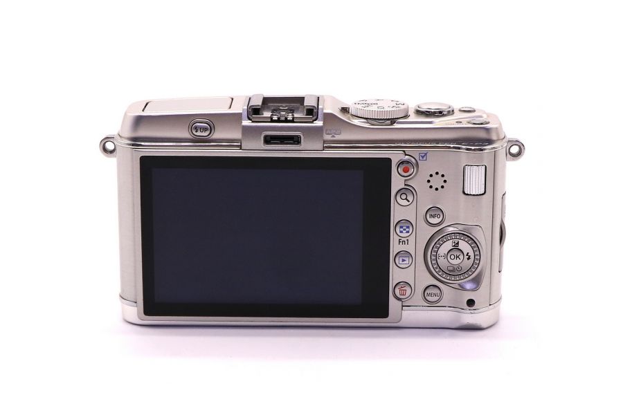 Olympus Pen E-P3 body (пробег 1650 кадров)