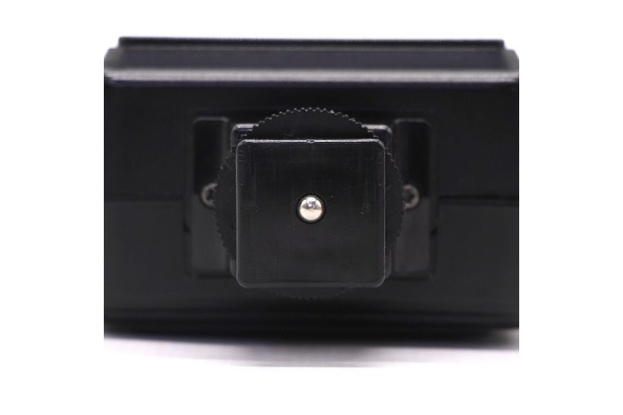 Фотовспышка Suntax 9800 в упаковке