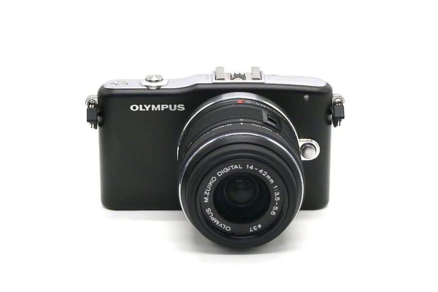 Olympus Pen mini E-PM1 kit (пробег 2500 кадров)