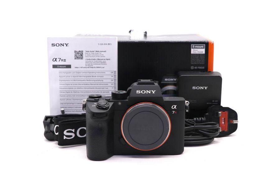 Sony A7RIII ILCE-7RM3 body в упаковке (пробег 1310 кадров)