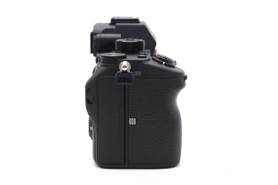 Sony A7RIII ILCE-7RM3 body в упаковке (пробег 1310 кадров)