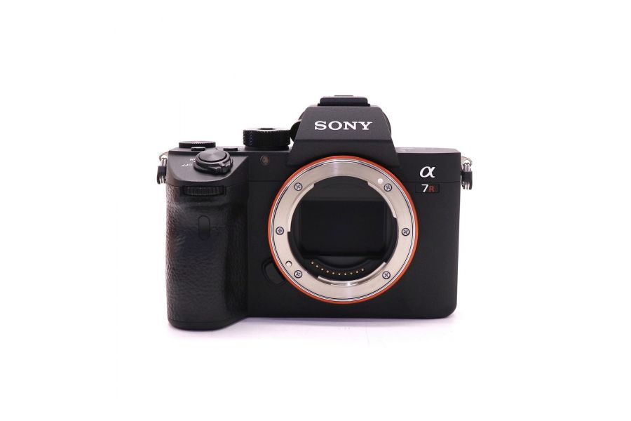 Sony A7RIII ILCE-7RM3 body в упаковке (пробег 1080 кадров)