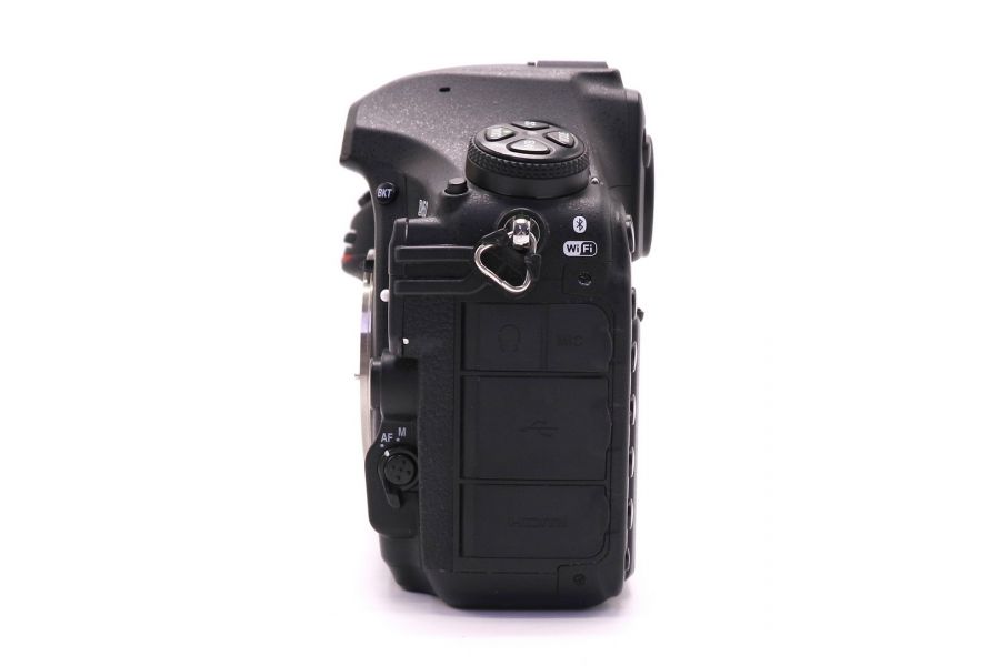 Nikon D850 body в упаковке (пробег 8700 кадров)