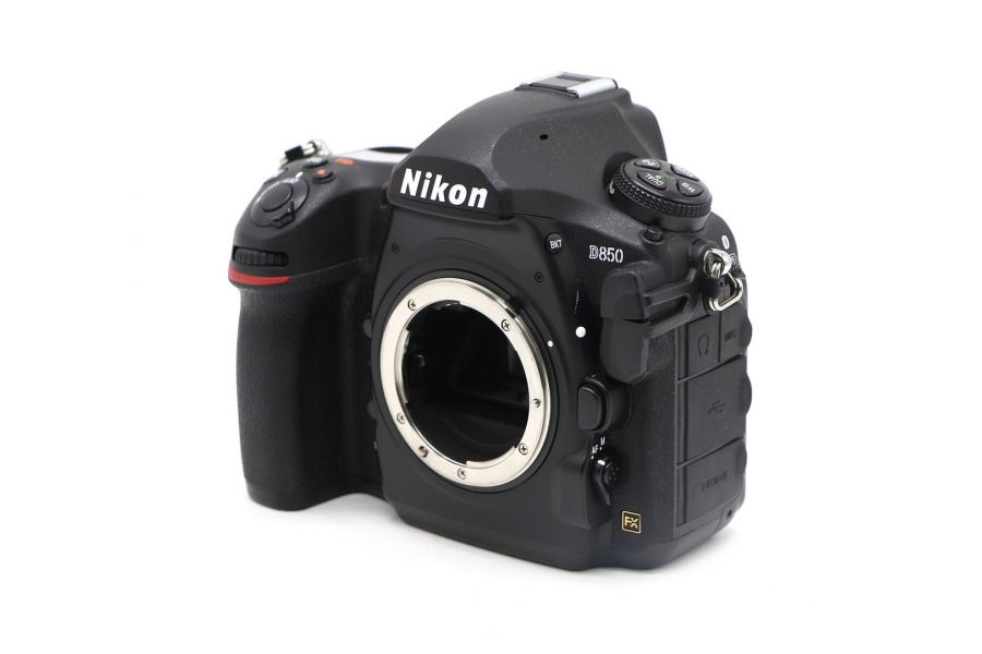 Nikon D850 body в упаковке (пробег 39520 кадров)