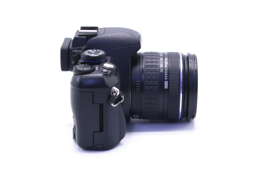 Olympus E-450 + 14-42mm f/3.5-5.6 (пробег 2480 кадров)