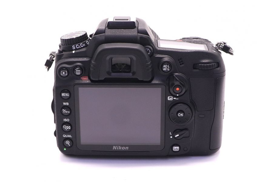 Nikon D7000 kit в упаковке (пробег 805 кадров)