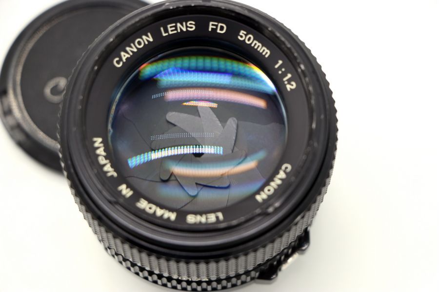 Canon FD 1,2/50mm (Japan, 1989)