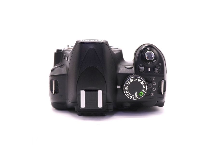 Nikon D3100 body в упаковке (пробег 100010 кадров)