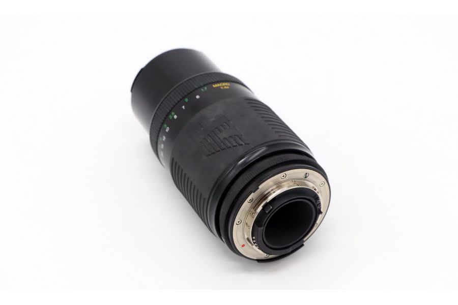 Cosina AF 100-300mm/5.6-6.7 MC Macro (Nikon F)