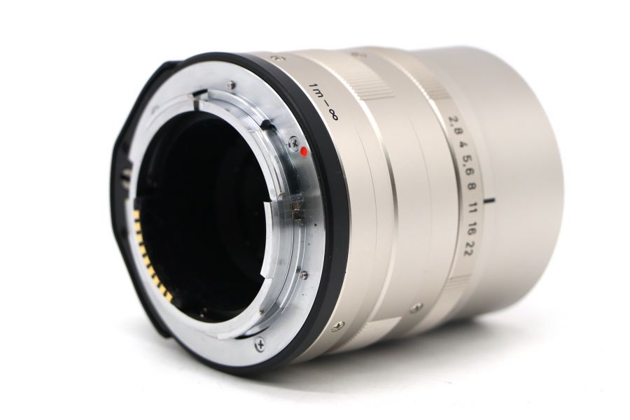 Carl Zeiss Sonnar T* 90mm f/2.8 Contax G