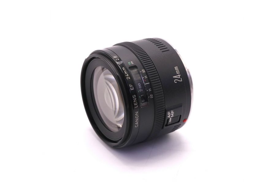 Canon EF 24mm f/2.8 в упаковке