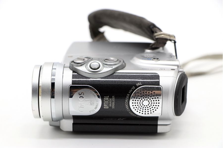 Видеокамера Canon HV10