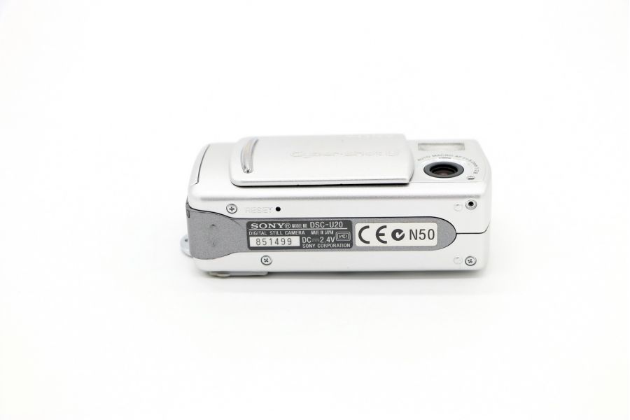Sony Cyber-shot DSC-U20