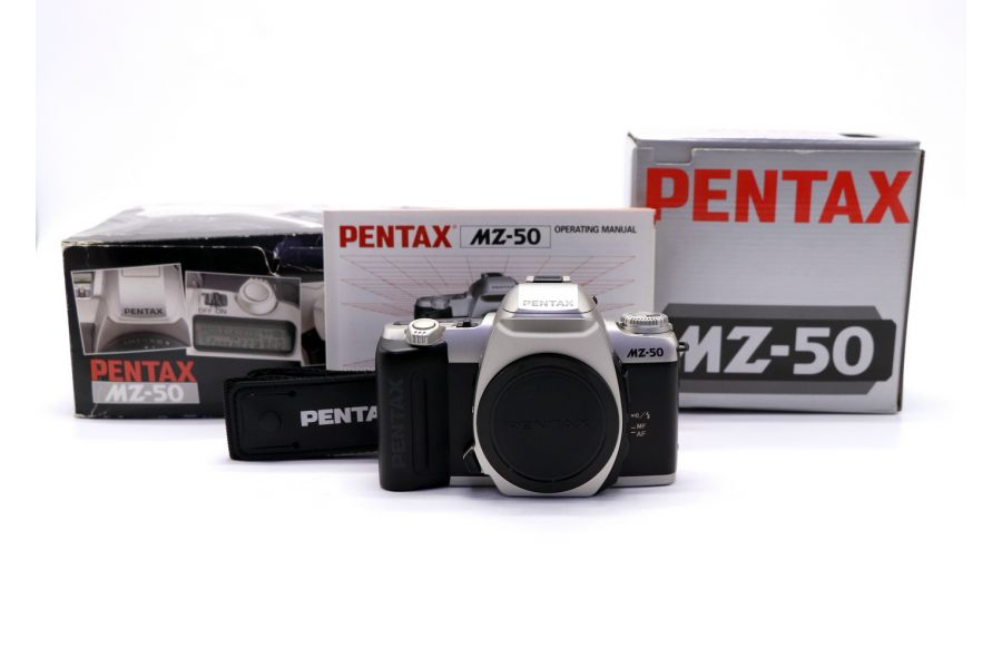 Pentax MZ-50 body в упаковке (Philippines)