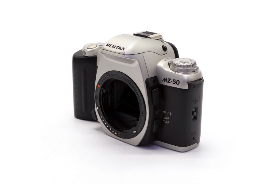 Pentax MZ-50 body в упаковке (Philippines)