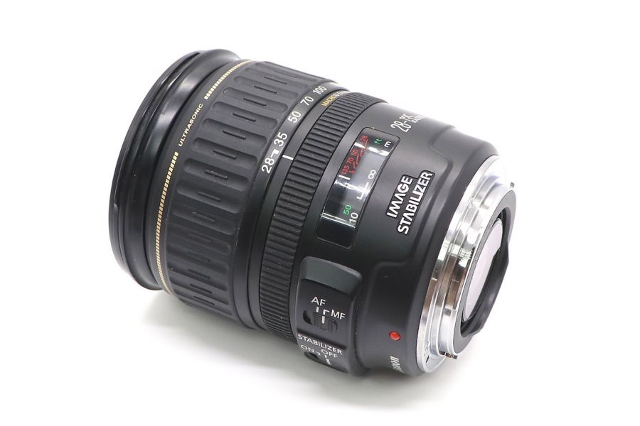 Canon EF 28-135mm f/3.5-5.6 IS USM