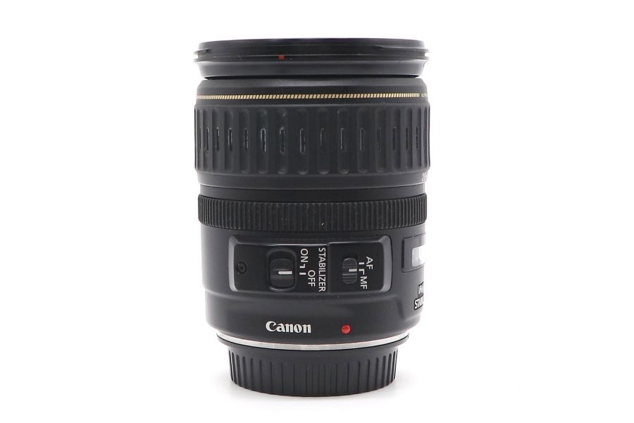 Canon EF 28-135mm f/3.5-5.6 IS USM