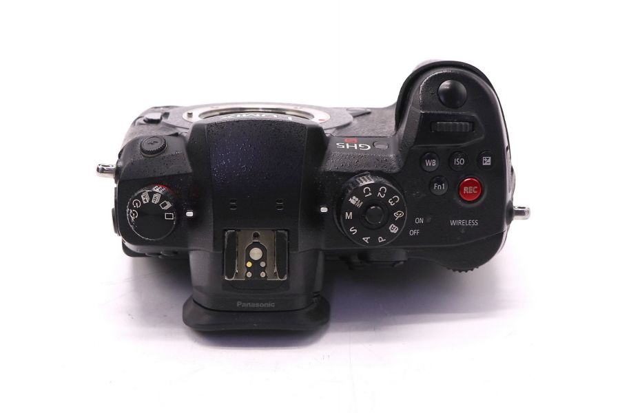 Panasonic Lumix DC-GH5S body в упаковке