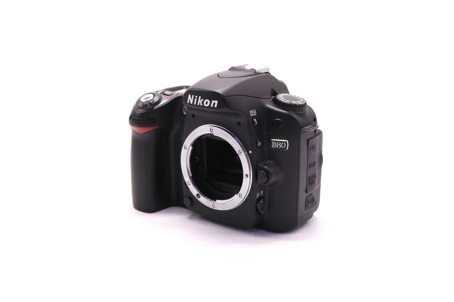 Nikon D80 body в упаковке (пробег 10985 кадров)