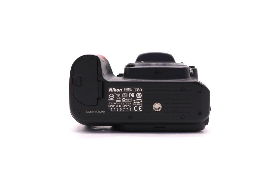 Nikon D80 body в упаковке (пробег 10985 кадров)