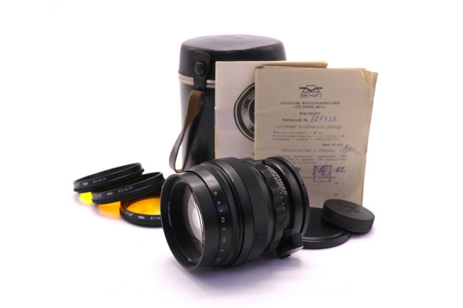 Объектив Гелиос-40-2 1,5/85 (СССР, 1982г.)