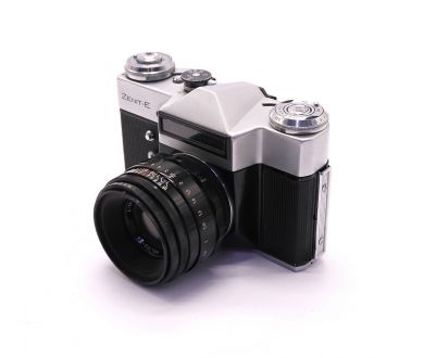 Редкость Зенит-Е 1-й выпуск (СССР, 1968)