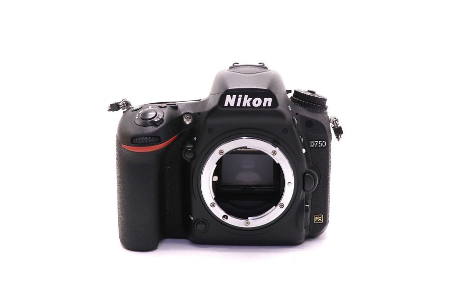 Nikon D750 body в упаковке (пробег 15470 кадров)
