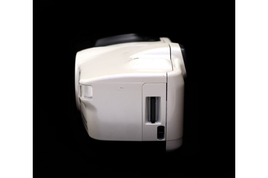 Minolta Freedom Zoom 105i