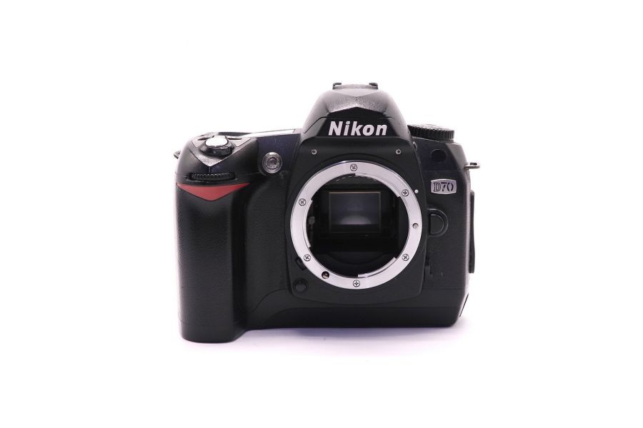 Nikon D70 body (пробег 25770 кадров)