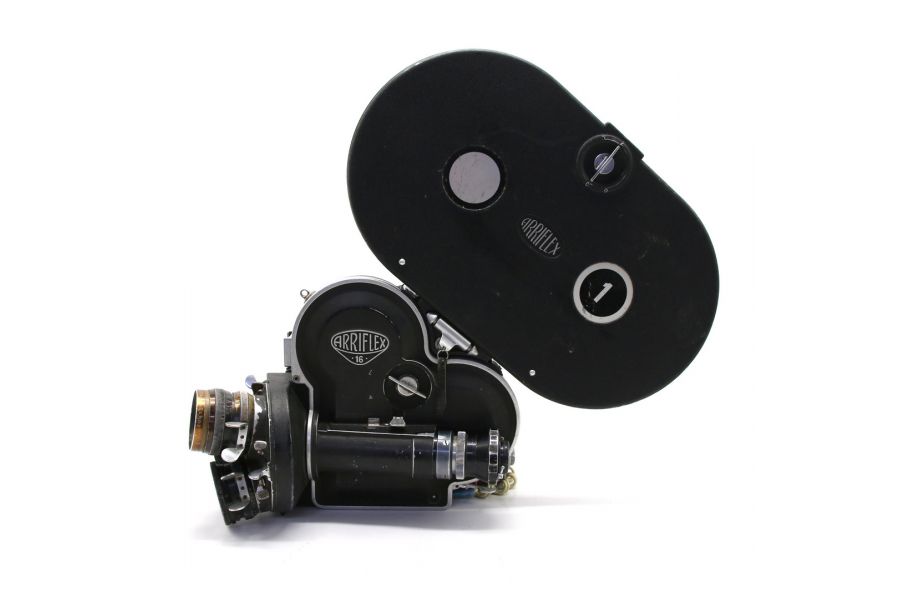 Кинокамера Arriflex 16