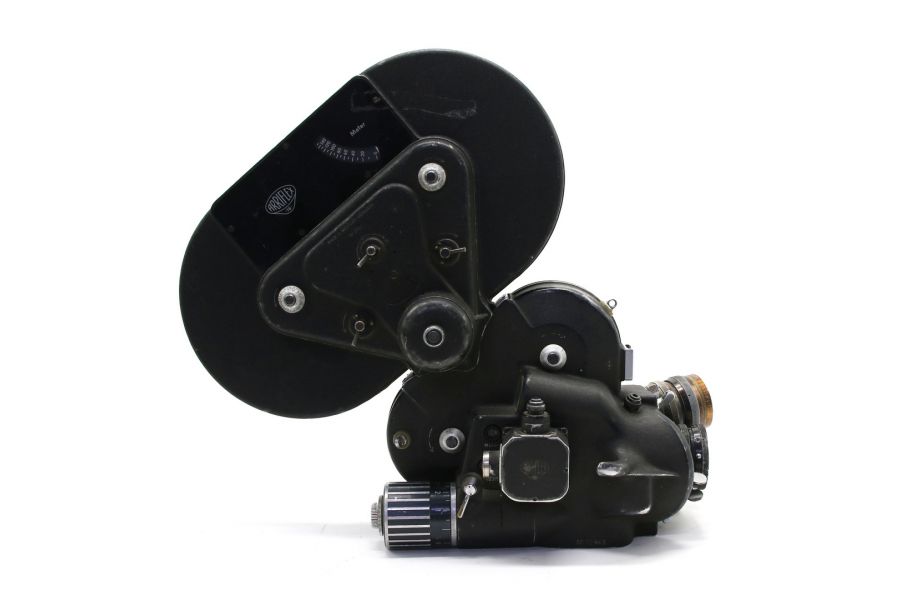 Кинокамера Arriflex 16