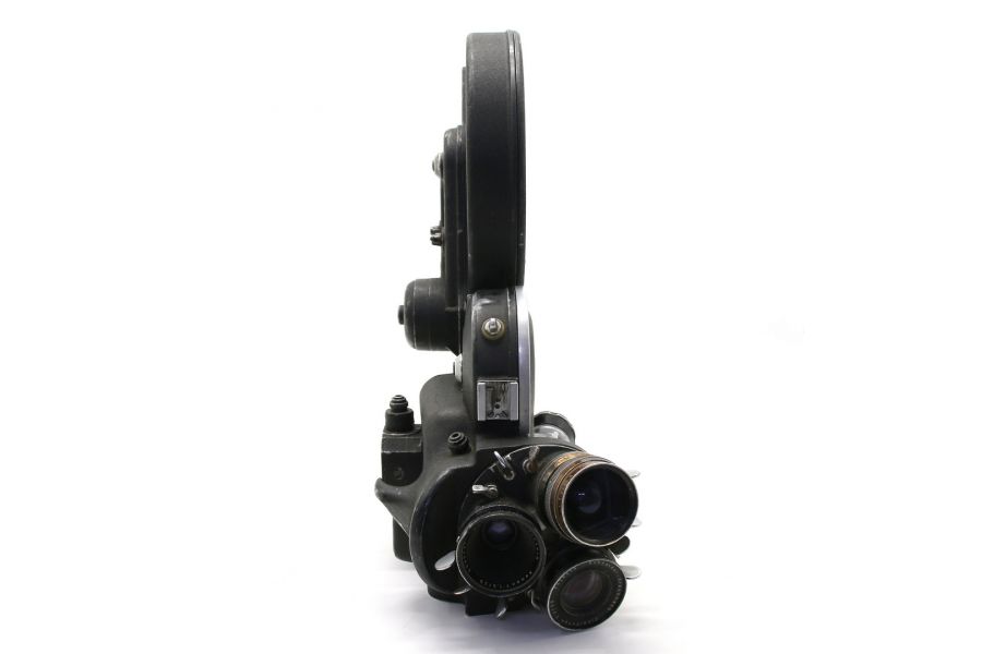 Кинокамера Arriflex 16