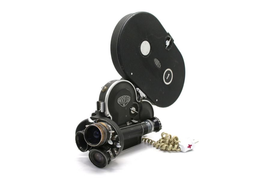 Кинокамера Arriflex 16