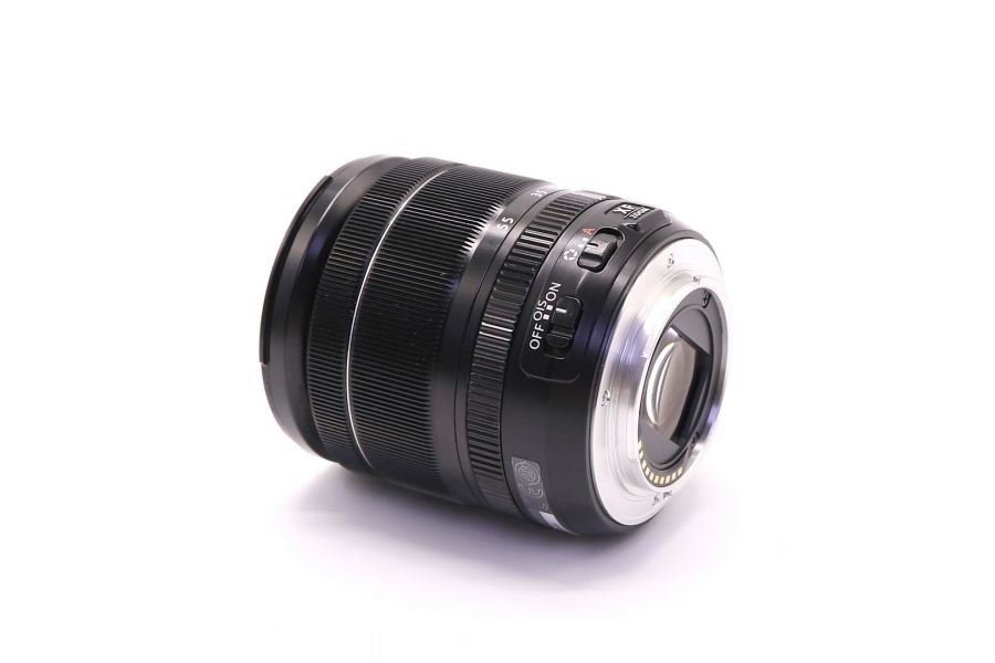 Fujifilm XF 18-55mm F2.8-4 R LM OIS в упаковке
