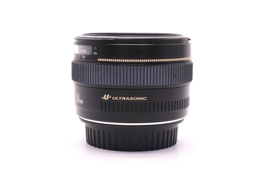 Canon EF 50mm f/1.4 USM в упаковке