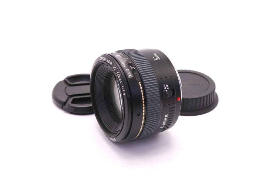 Canon EF 50mm f/1.4 USM в упаковке