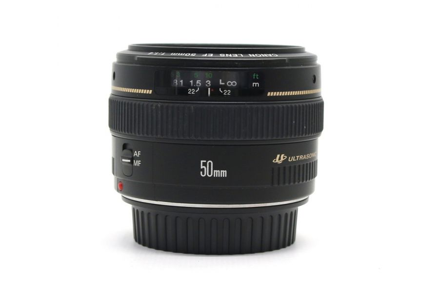 Canon EF 50mm f/1.4 USM в упаковке