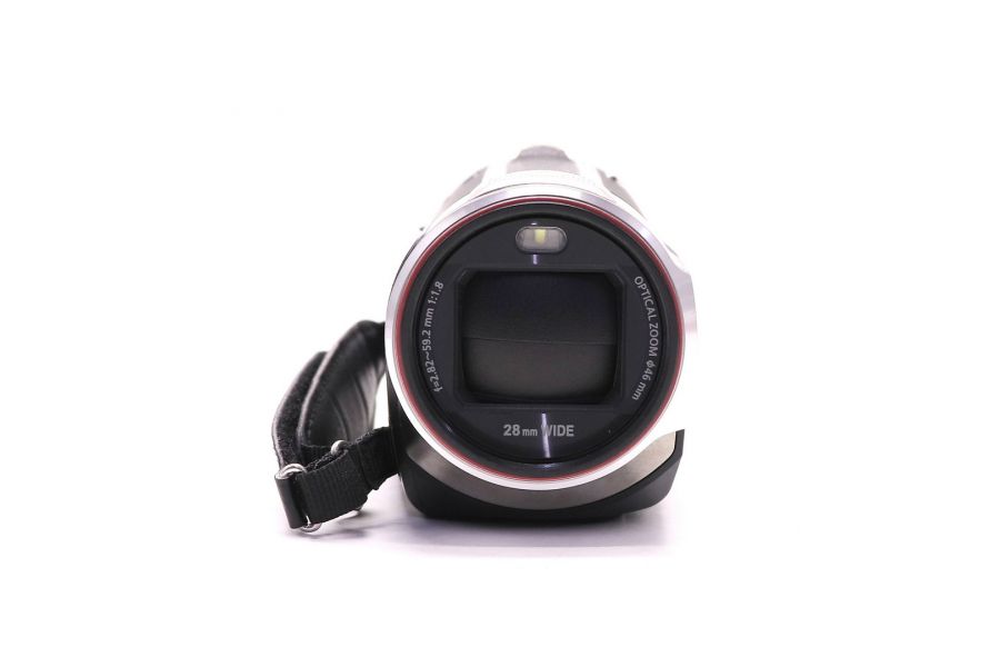 Видеокамера Panasonic HC-V710 в упаковке