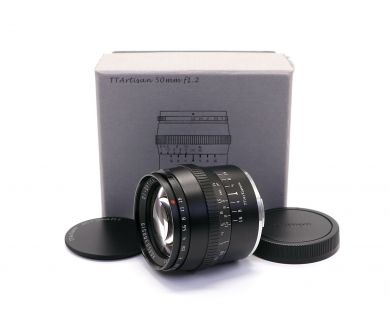 TTArtisan 50mm f/1.2 Canon EOS M в упаковке 