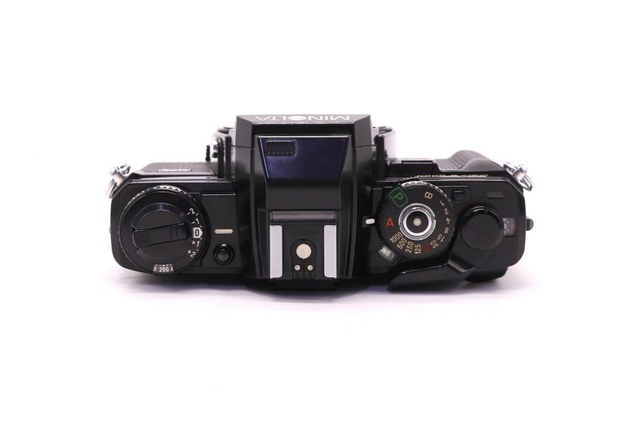 Minolta X-700 body
