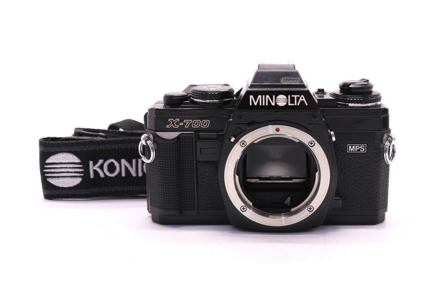 Minolta X-700 body