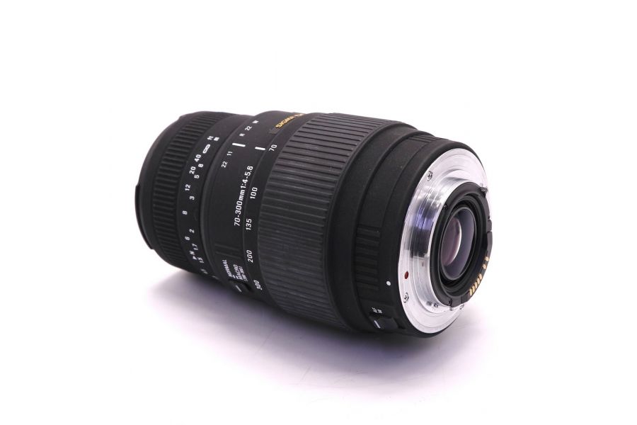 Sigma AF 70-300mm f/4-5.6 DG Macro for Sigma SA