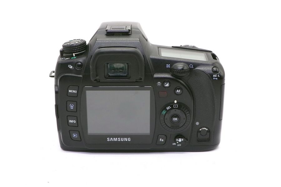 Samsung GX10 (пробег 20710 кадров)