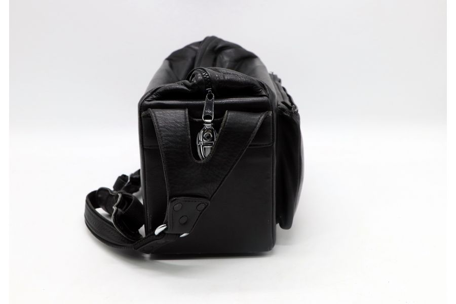 Кофр кожаный Nikon