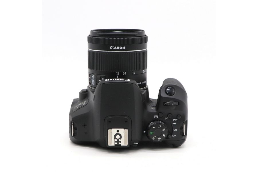 Canon EOS 850D kit (пробег 1000 кадров)