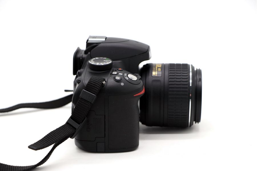 Nikon D3200 kit box new