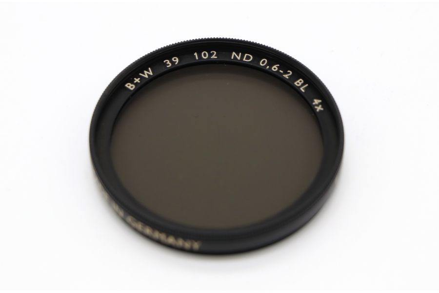 Светофильтр B+W 39mm 102 ND 0.6-2 BL 4x