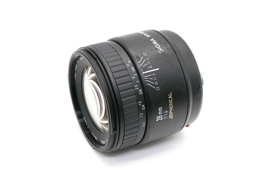 Sigma AF 28mm f/1.8 II Aspherical High-Speed Wide